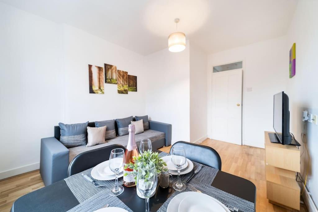 Beautiful One Bedroom Flat In Tavistock Place Londres Exterior foto