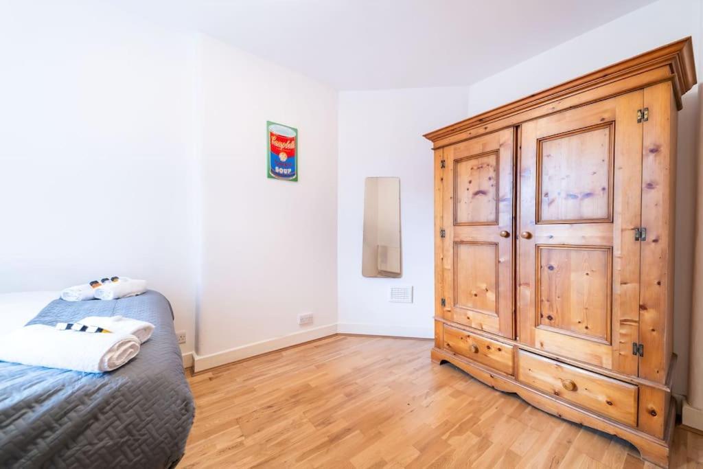 Beautiful One Bedroom Flat In Tavistock Place Londres Exterior foto